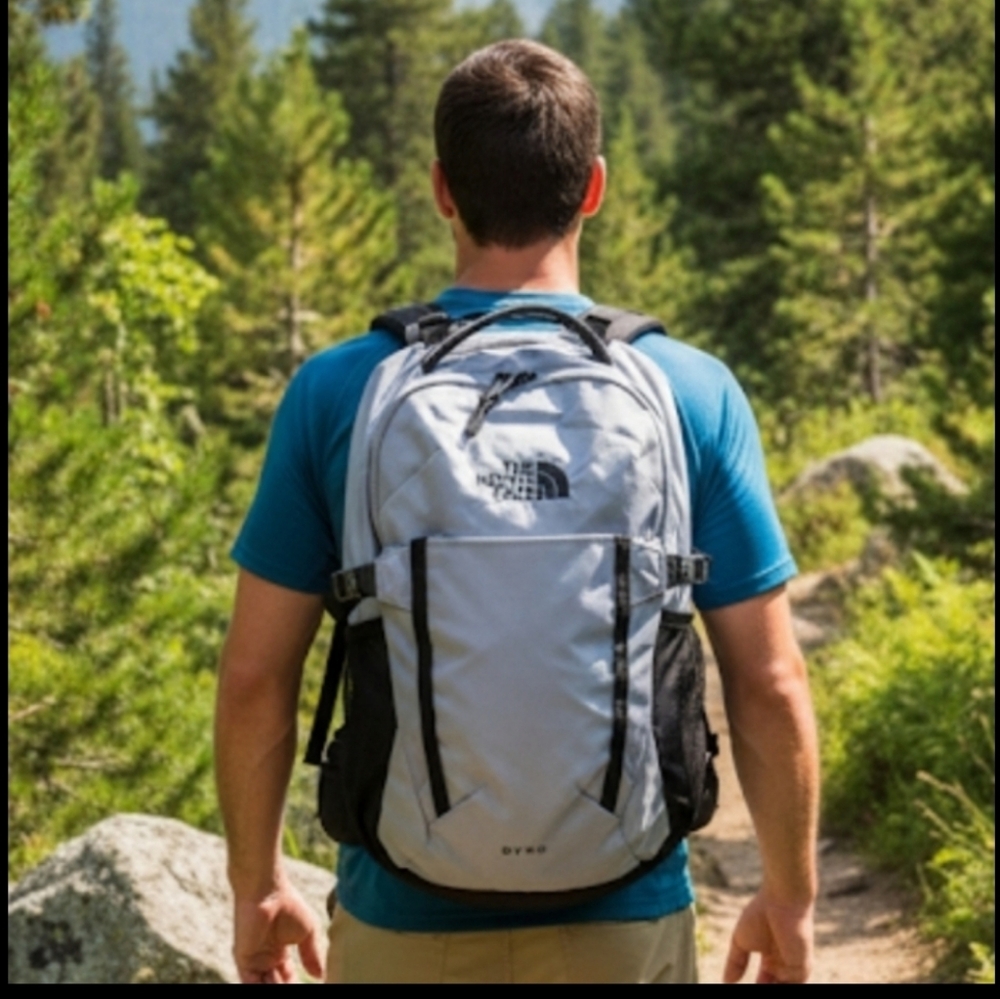 NEW! THE NORTH FACE DYNO Dark Heather/ Black Backpack 12.16 - Picture 2 of 8
